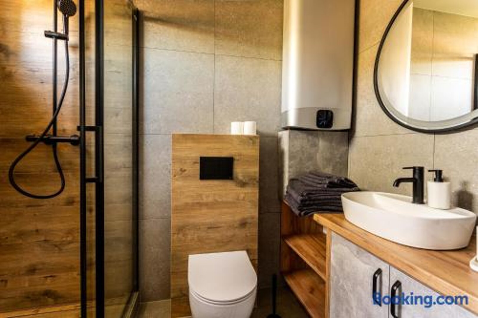 FOLGI SPÓŁKA Z OGRANICZONĄ ODPOWIEDZIALNOŚCIĄ - 19