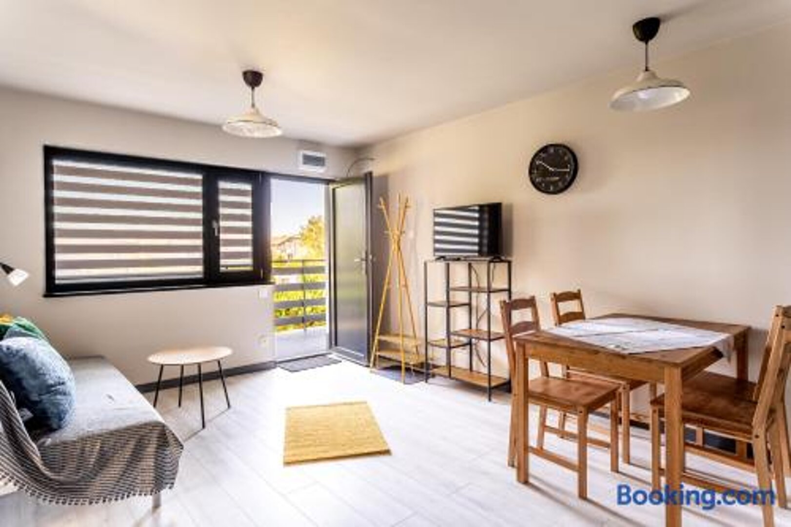 FOLGI SPÓŁKA Z OGRANICZONĄ ODPOWIEDZIALNOŚCIĄ - 21